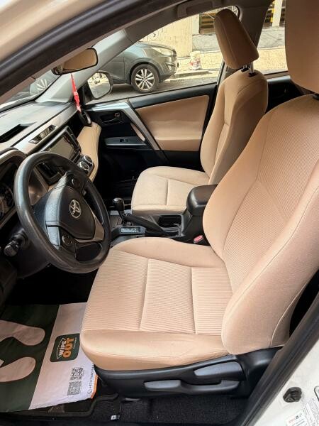 Toyota RAV4 2016 for Sale - 8