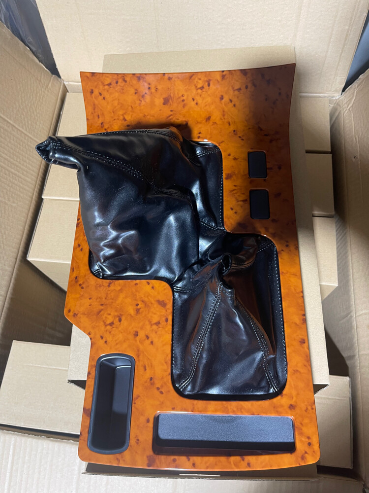 Landcruiser manual gear console - 2