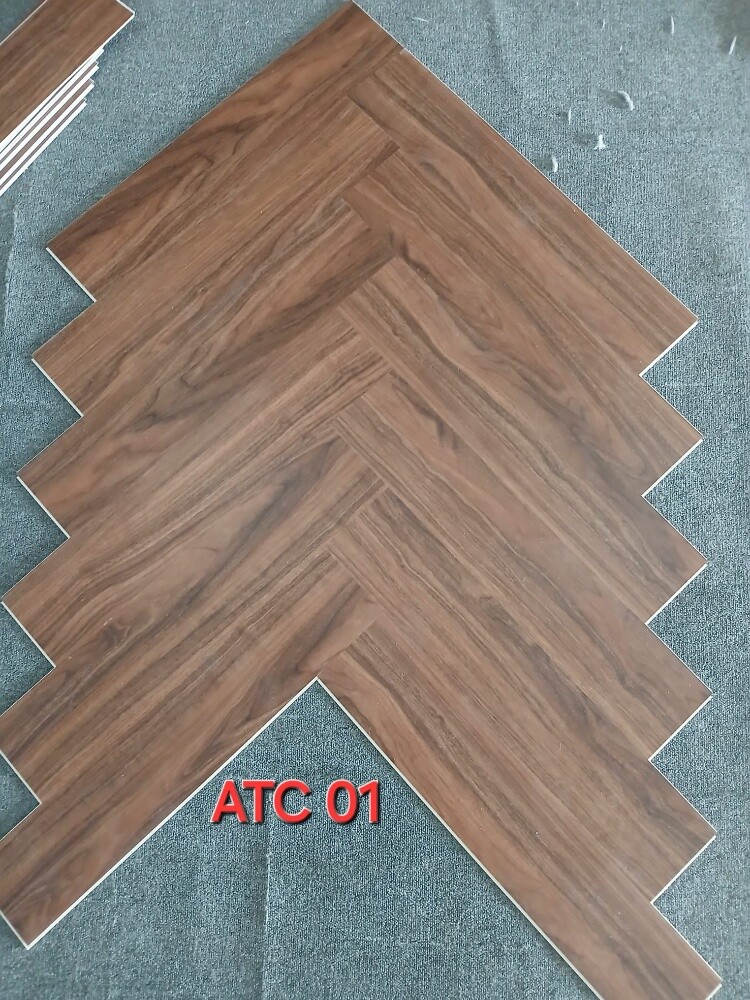 Zic zag parquet flooring. - 9