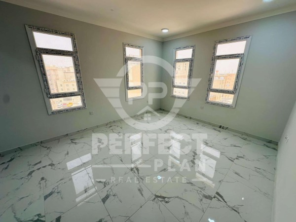 Apartment for Rent in Umm Ghuwalina - 3