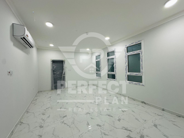 Apartment for Rent in Umm Ghuwalina - 13