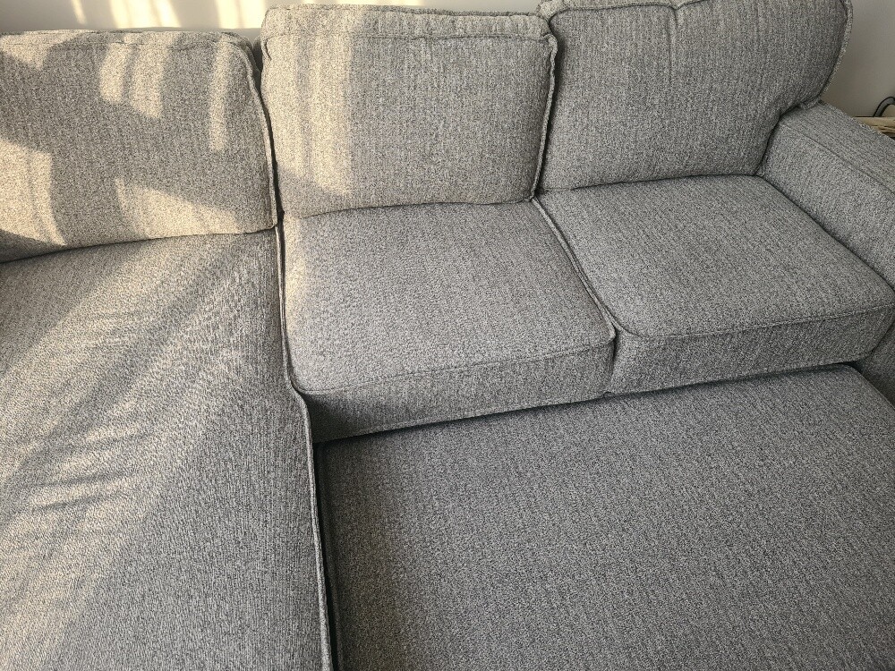 Sofa bed - like brand new - 2