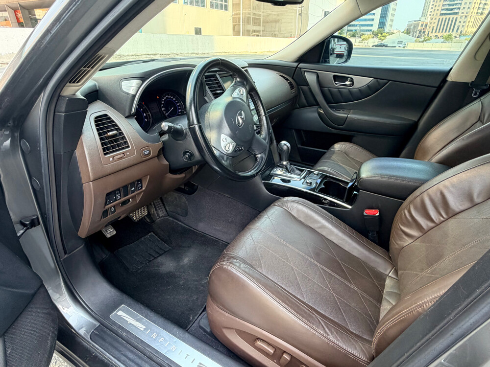 Infiniti QX 70 2019 - 7