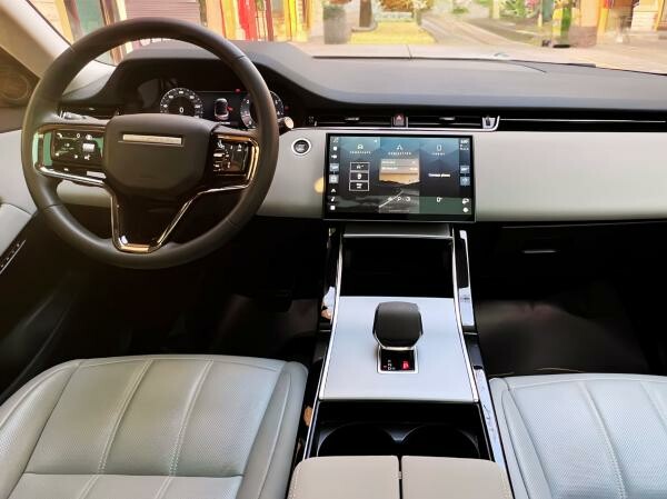 Land Rover Evoque S - 6
