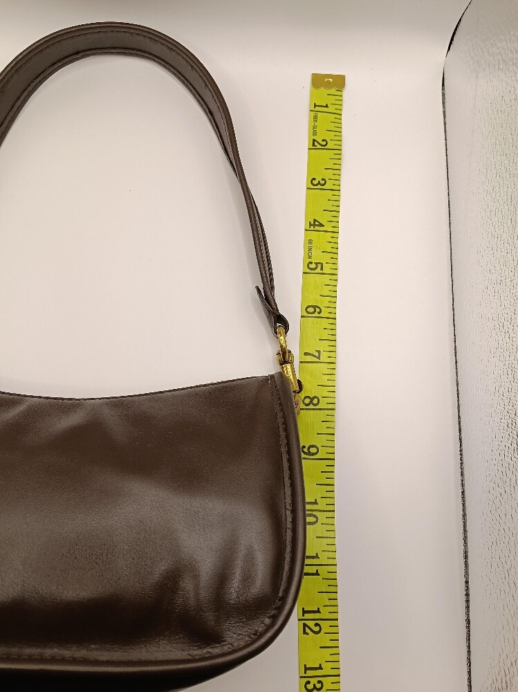 Coach Swinger Bag Authentic - 15