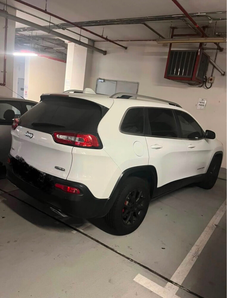 jeep cherokee limited - 1