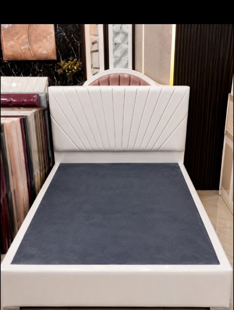 Complete bedroom set, bed, mattress - 2