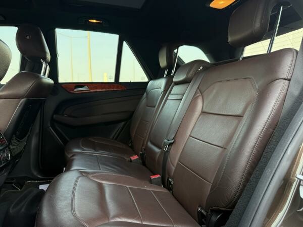 2014 Mercedes-Benz ML500 V8 - 13