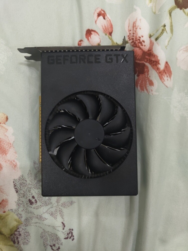 GTX 1650 SUPER 4GB GDDR6 - 1