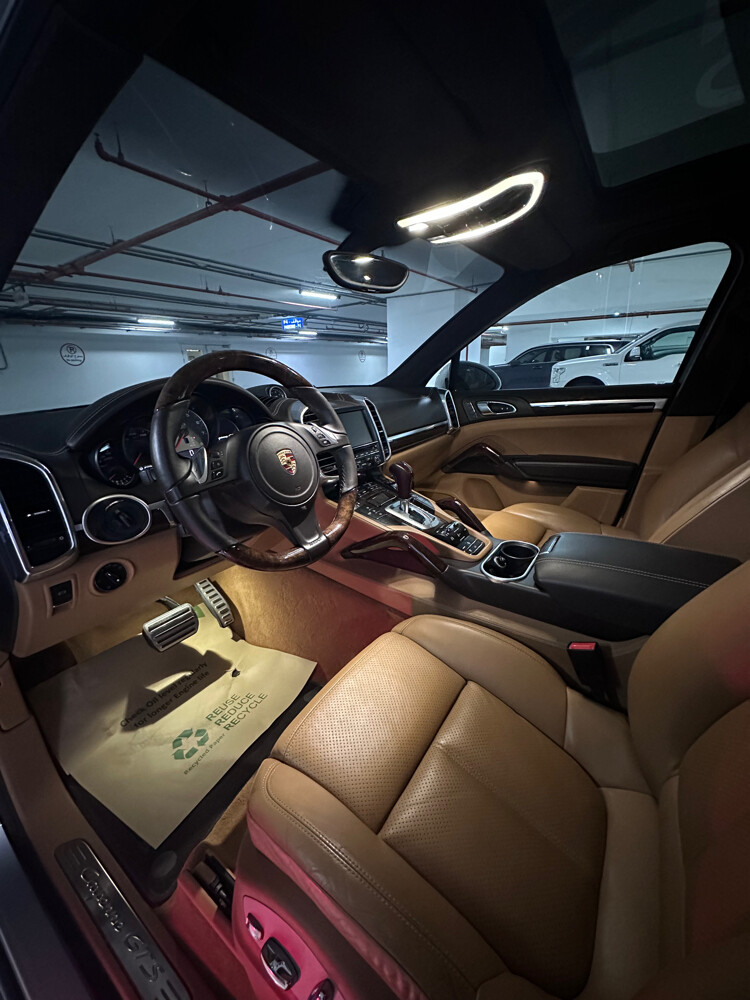 Porshe Cayenne - 3