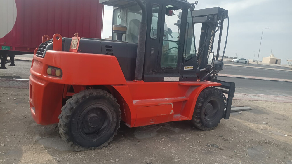 2009 model 11 ton doosan forklift - 3