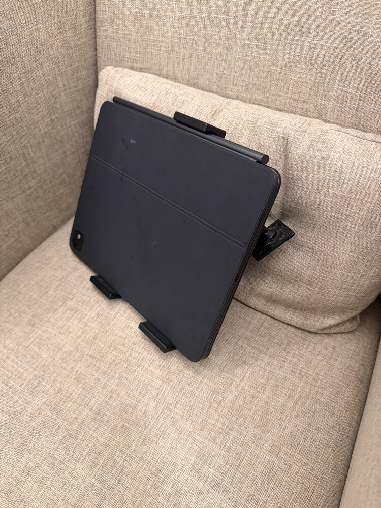 ipad stand for car - 3