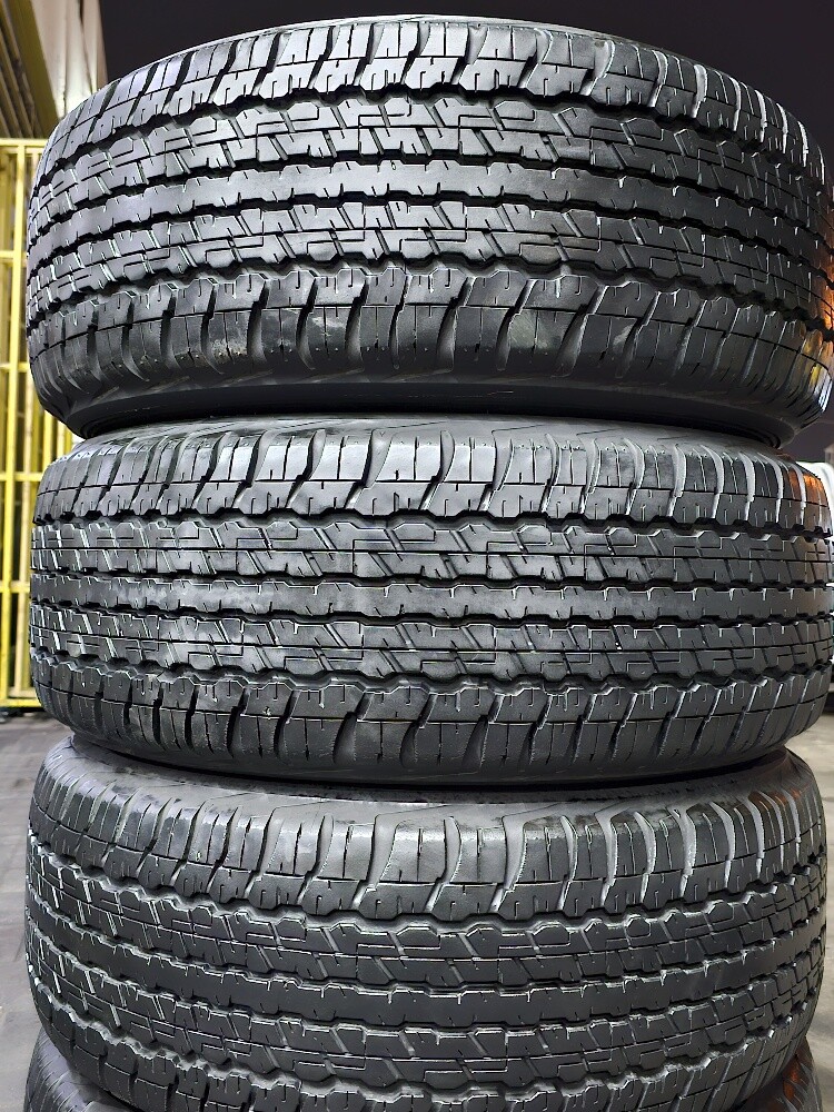 285-65-17,,,,,Dunlop brand - 8