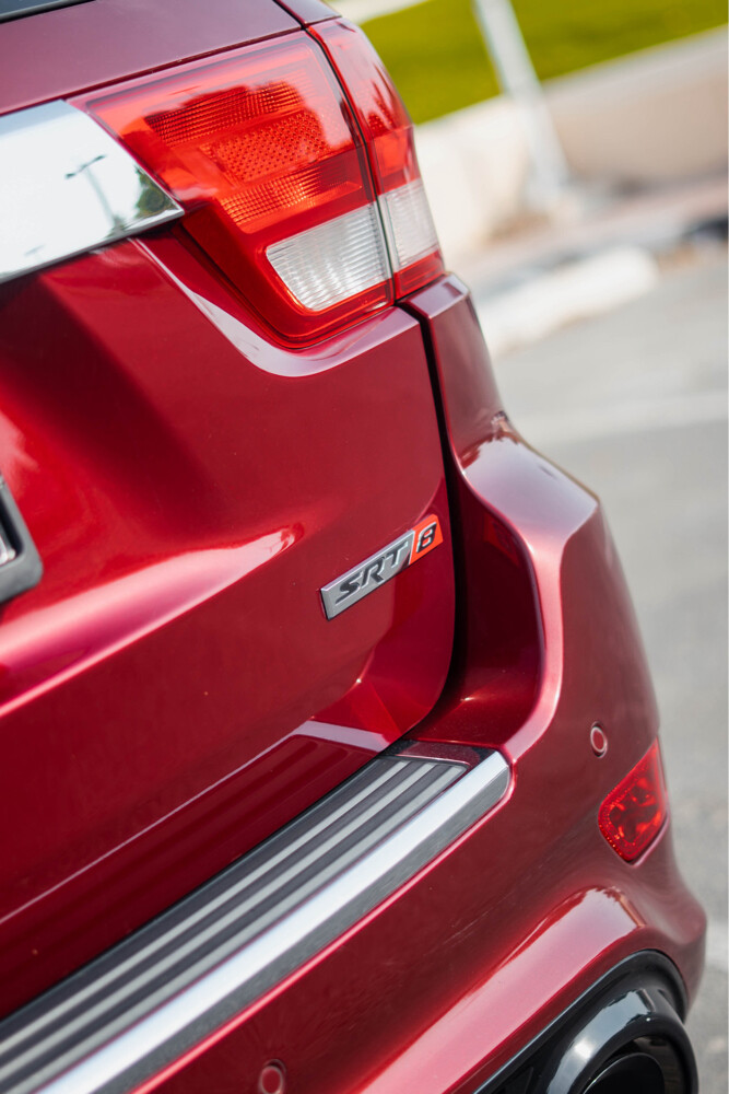 Jeep Grand Cherokee SRT  - 7