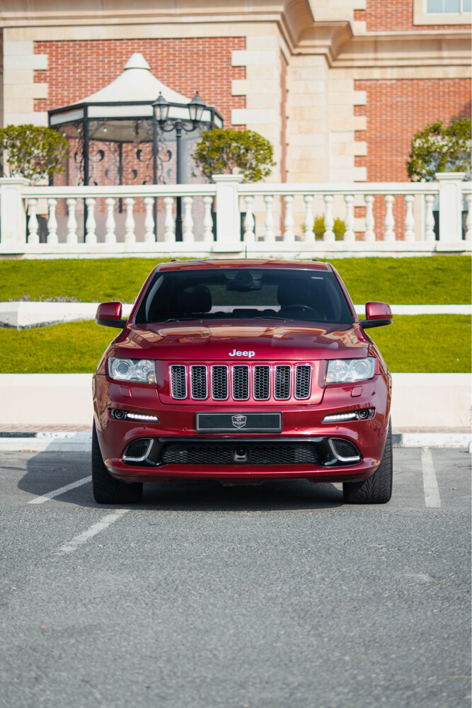 Jeep Grand Cherokee SRT  - 12