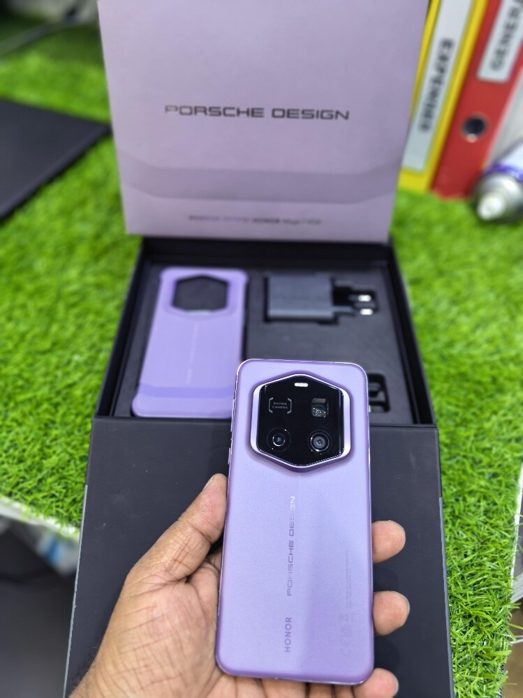 HONOR Magic7 RSR Porsche Design - 10