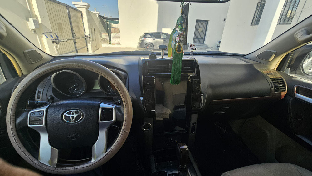 Land cruiser Prado TXL 2013 6cylind - 3