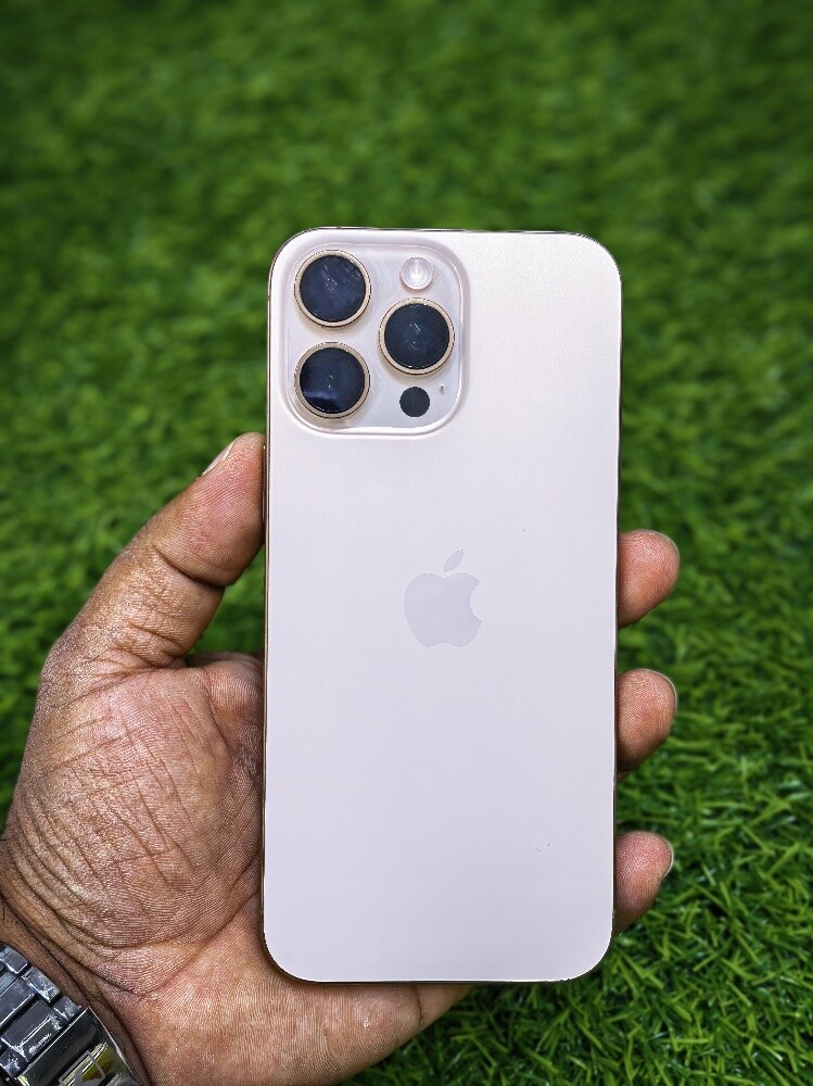 iPhone 16 Pro Max 256gb - 1