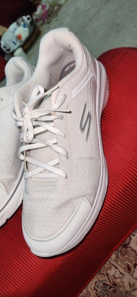 USED NEW SKECHER SHOES - 2