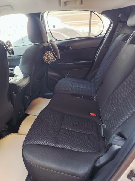 2020 Eclipse cross 2.0L Lady owned - 5