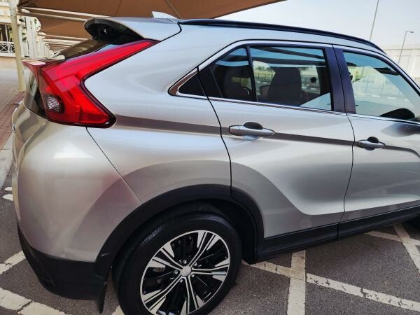 2020 Eclipse cross 2.0L Lady owned - 8