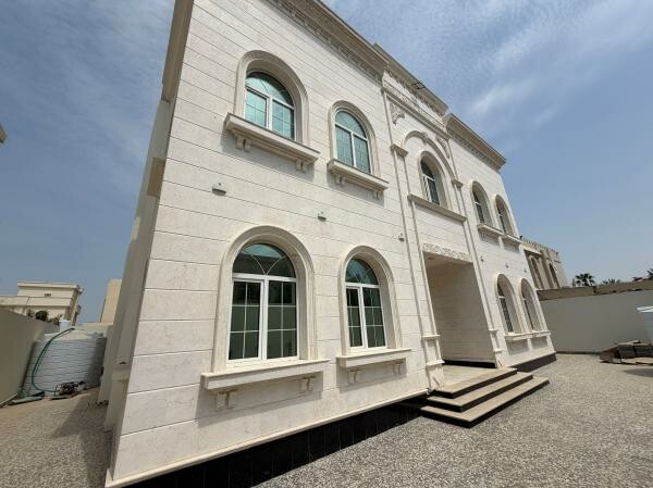 BRAND NEW VILLA |  AL THUMAMA  9BR - 1