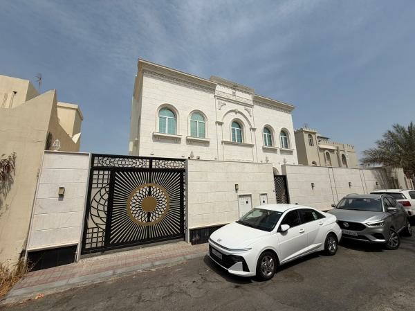 BRAND NEW VILLA |  AL THUMAMA  9BR - 12