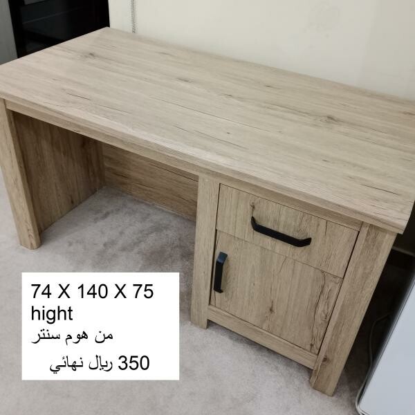 مكتب للدراسة بحالة ممتازة - 2