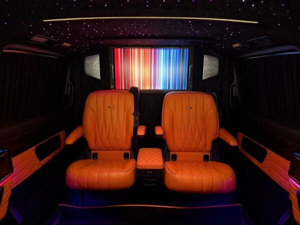 Mercedes-Benz V-Class 250 2024 - 12