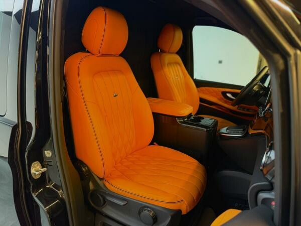 Mercedes-Benz V-Class 250 2024 - 11