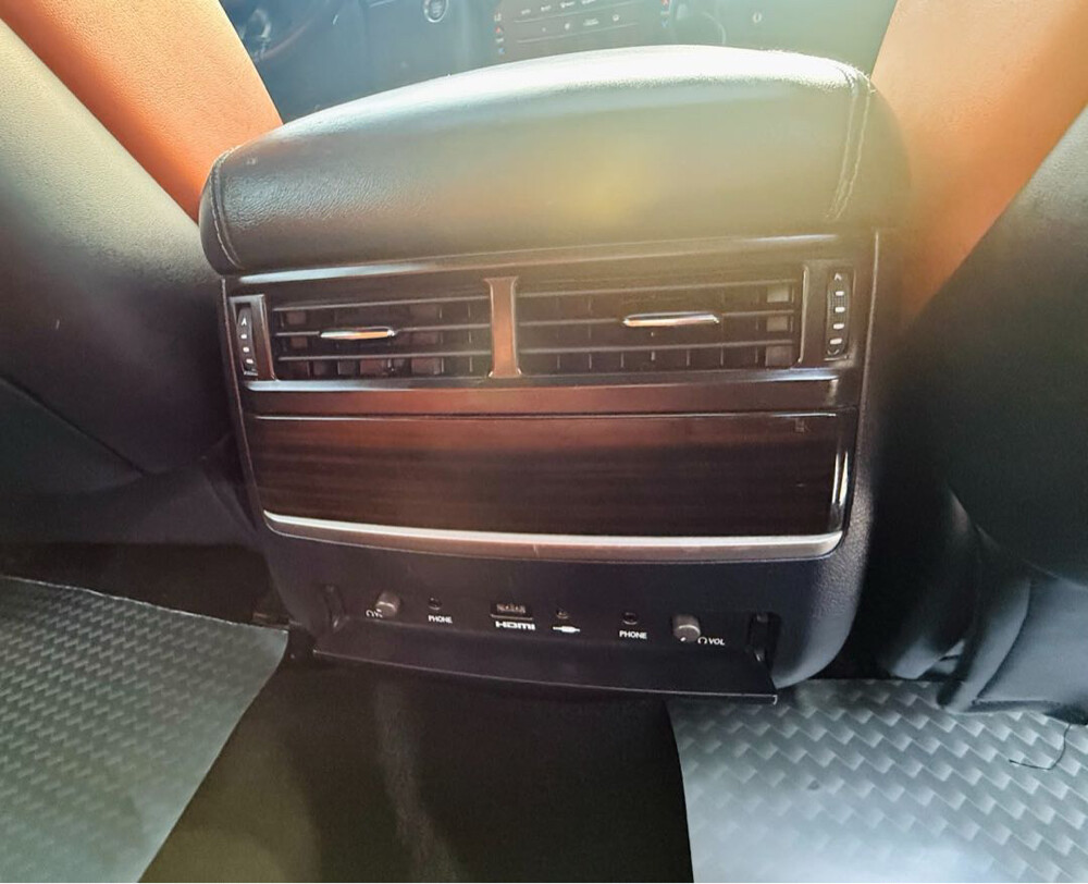 Lexus LX570  2019 S Black Edition  - 13