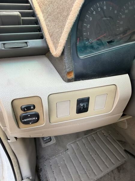 TOYOTA CAMRY 2007 - 9