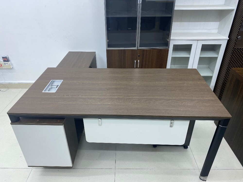 Used office furniture buy sell - 17