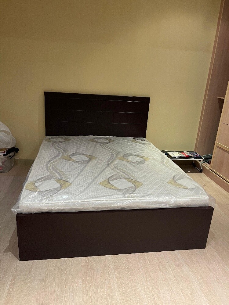 سرير ومرتبة - 11