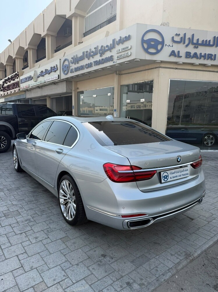 بي ام دبليو ٧٣٠ - 7