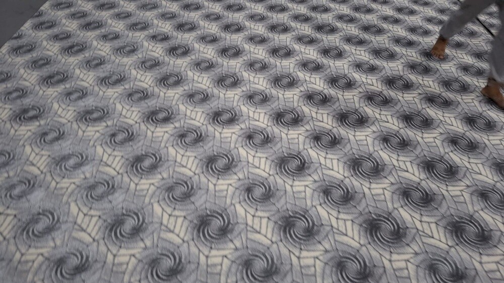 We have white carpets of various - 11