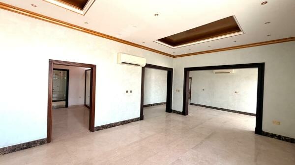 PREMIUM LARGE 6BR VILLA - 4