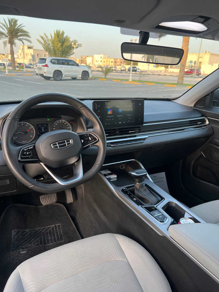Geely Emgrand 2025 - 2