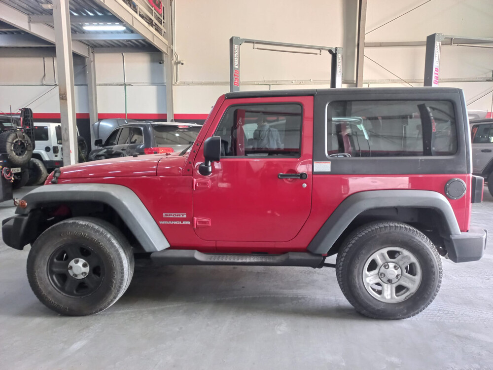 LOW KMS !!Jeep Wrangler 2012 Sport - 3