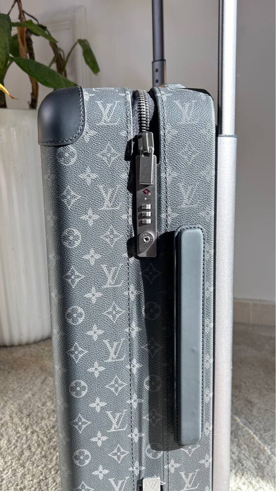 Louis Vuitton Horizon 55 - 10