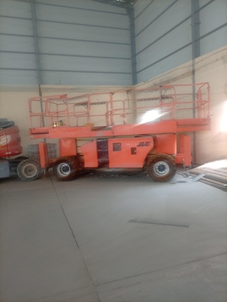 required mechanics and electrian - 2