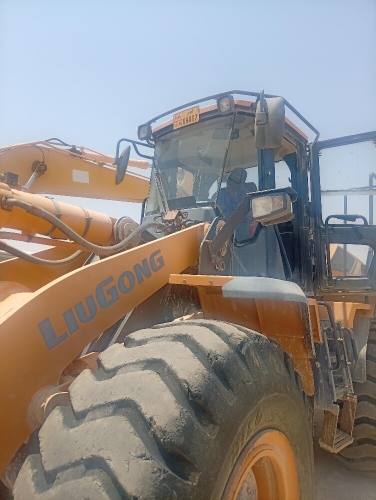 required mechanics and electrian - 1