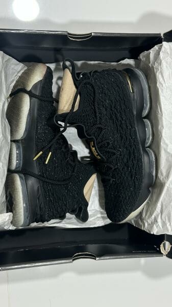 NIKE Lebron XV Authentic - 5