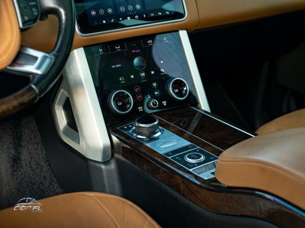 Range Rover Vogue SE Supercharged - 9
