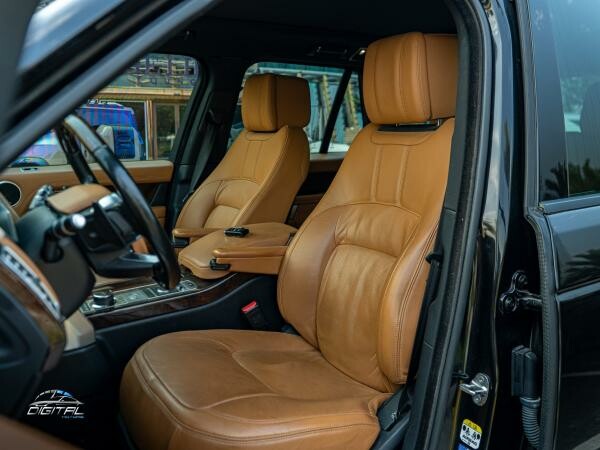 Range Rover Vogue SE Supercharged - 8