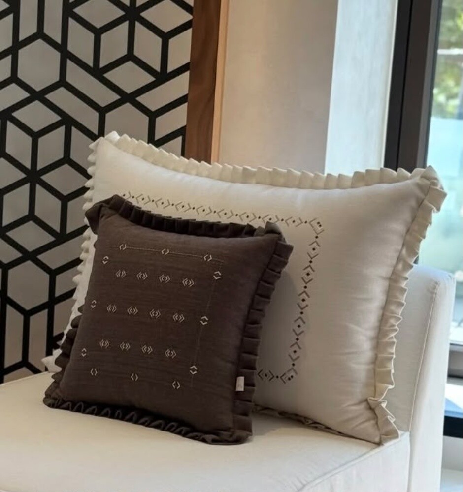 Sofas, and Curtains - Wallpaper Sal - 9