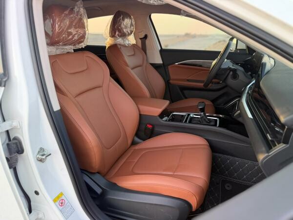 Bestune B70 2025 - 11