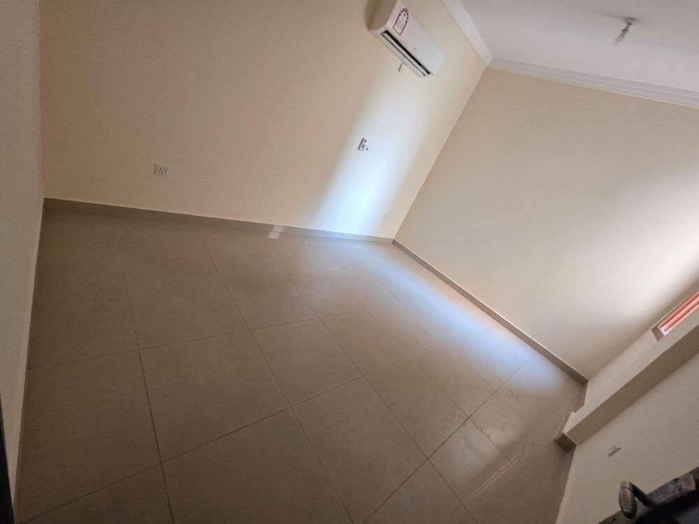 Flats for rent in bin omran - 7