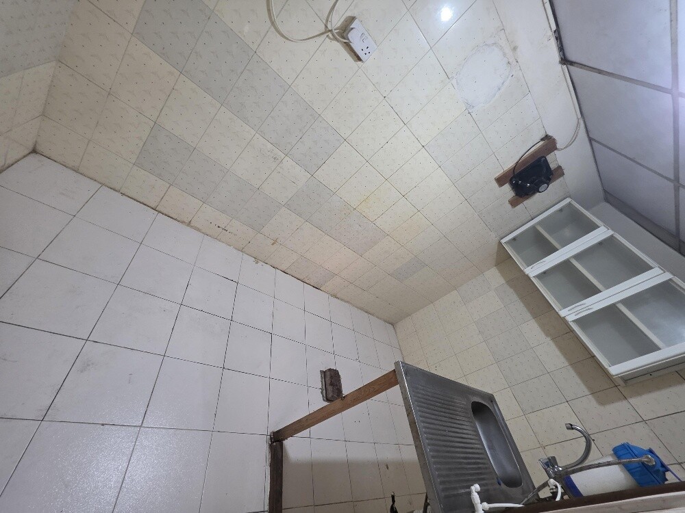 Flats for rent Khalifa City South - 3