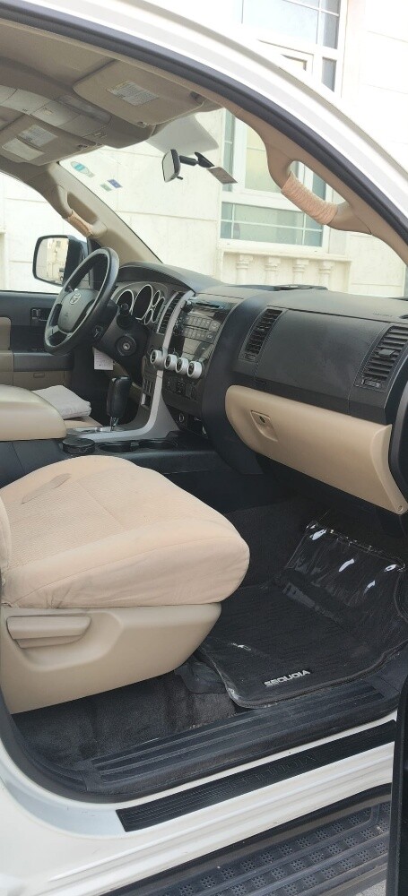 Toyota sequoia Model 2013 Qr.40000 - 5